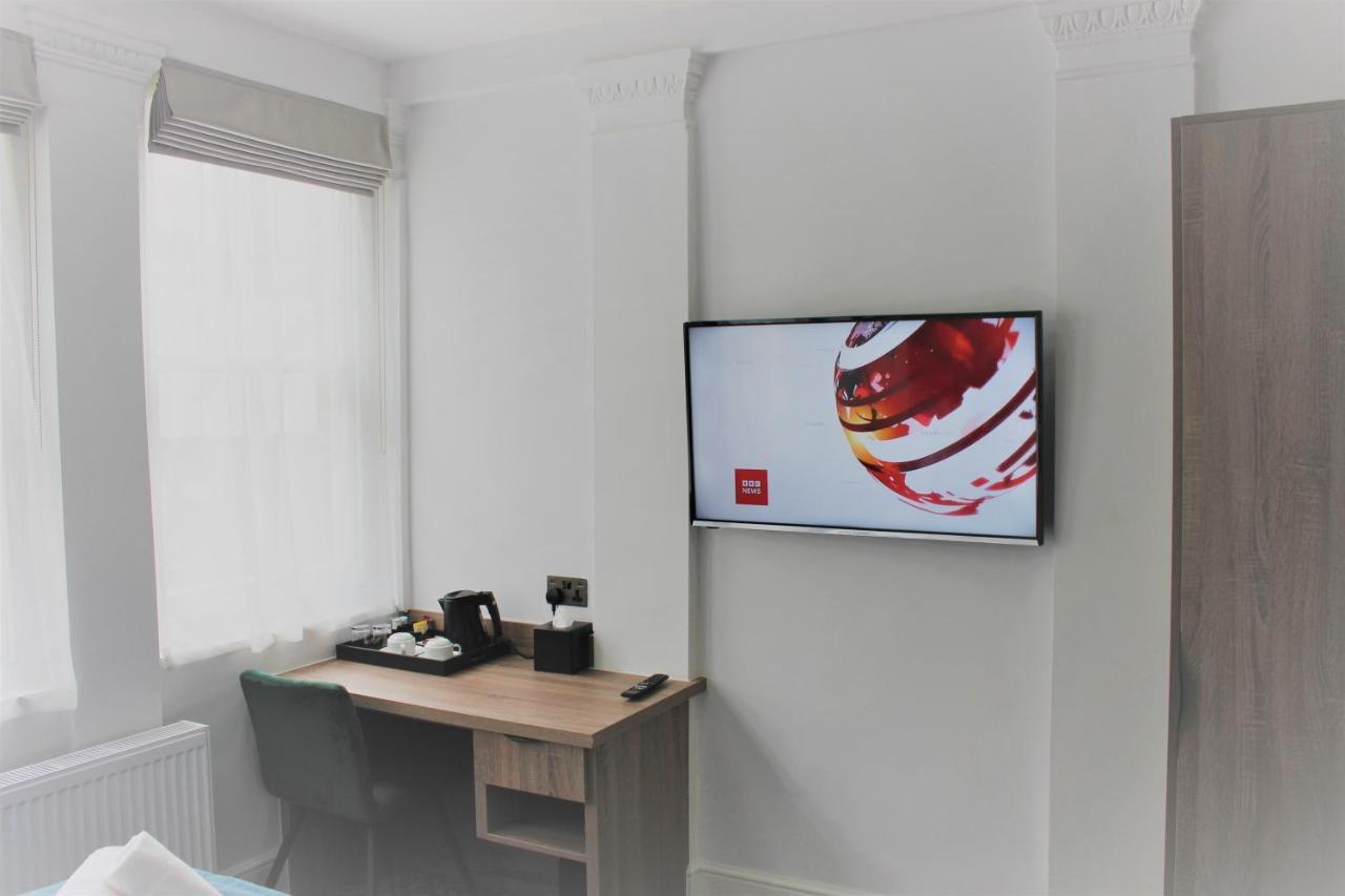 The Chapter Hotels - The J Hyde Park Лондон Екстериор снимка
