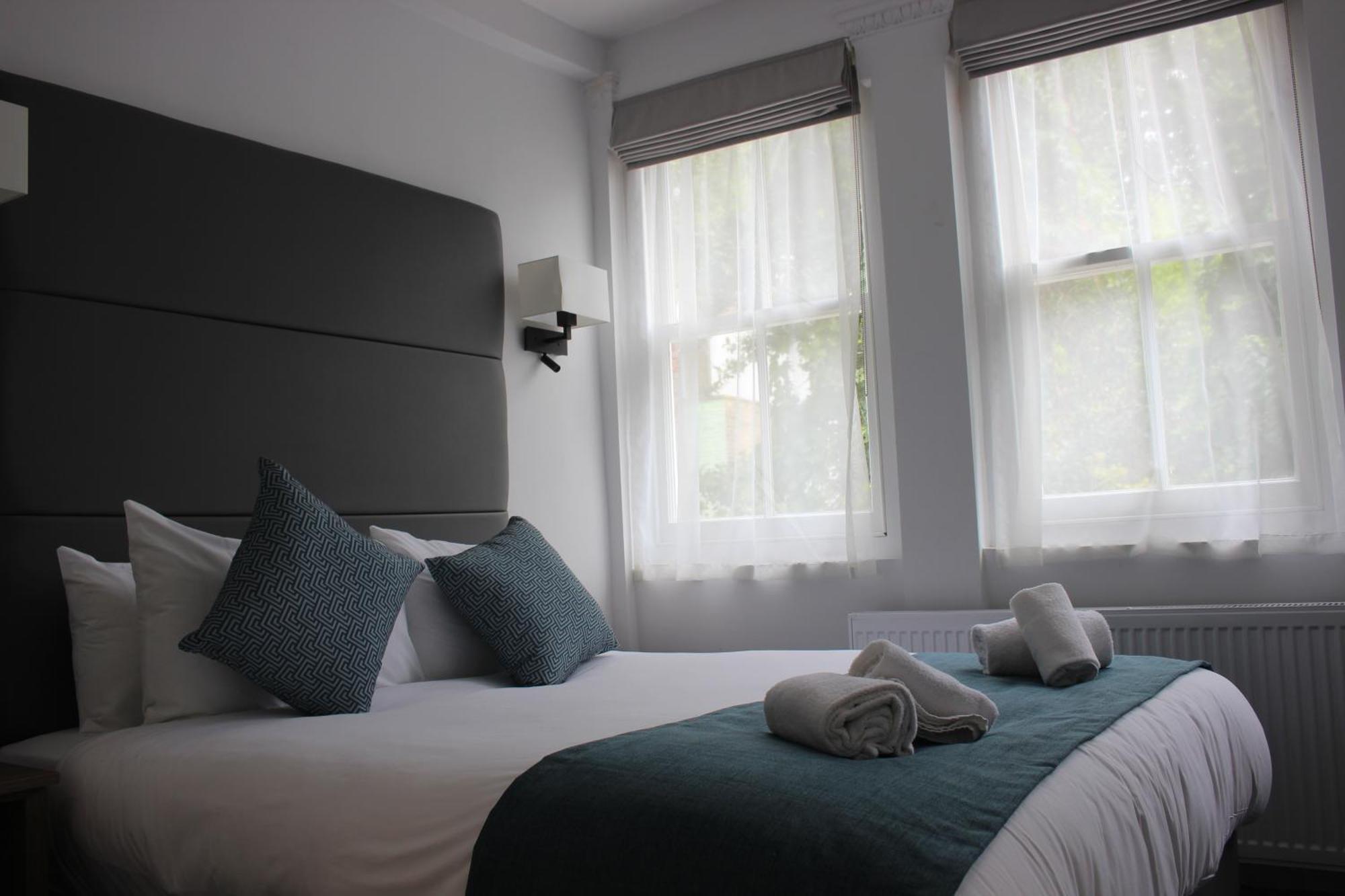 The Chapter Hotels - The J Hyde Park Лондон Екстериор снимка