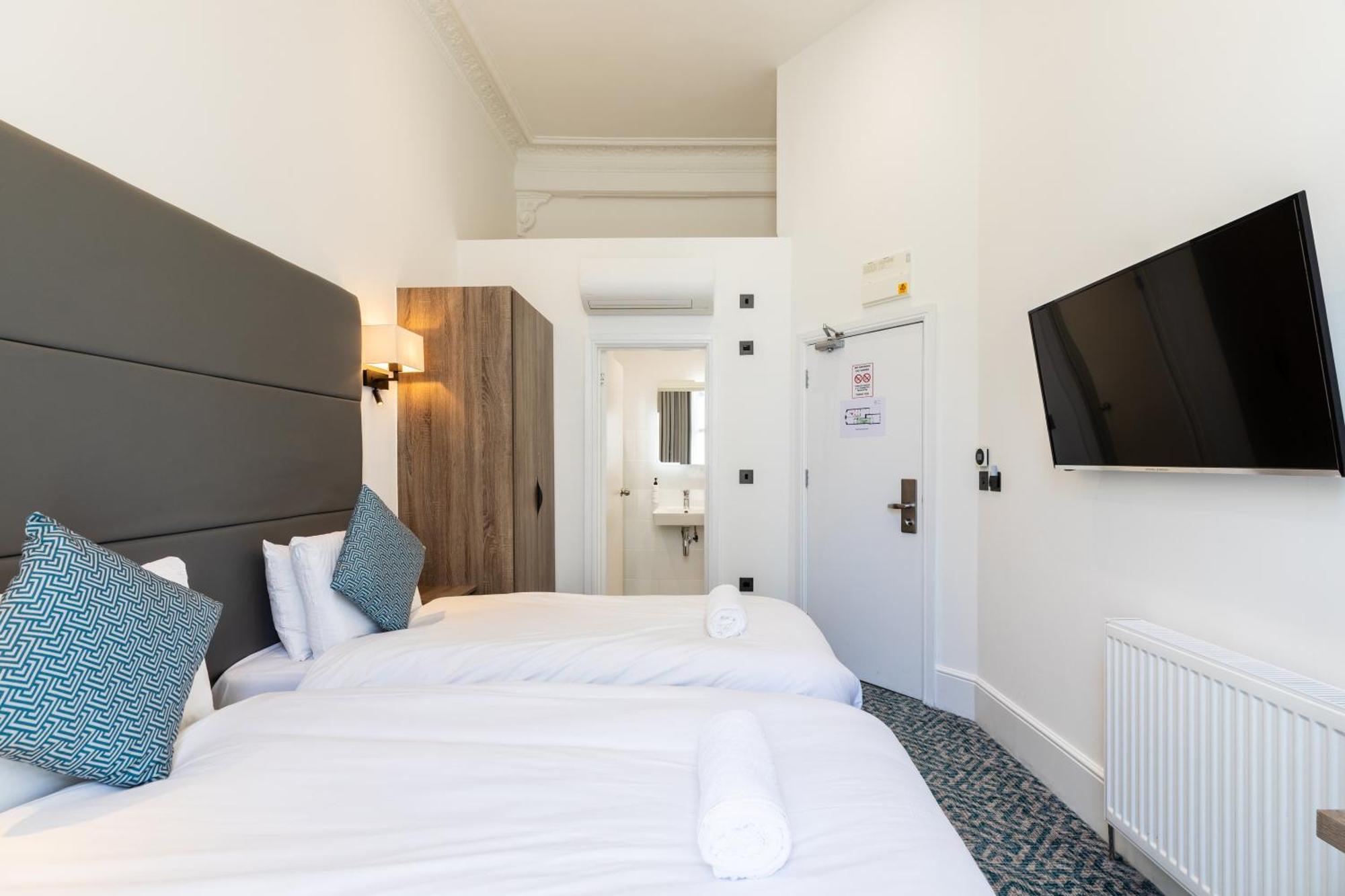 The Chapter Hotels - The J Hyde Park Лондон Екстериор снимка