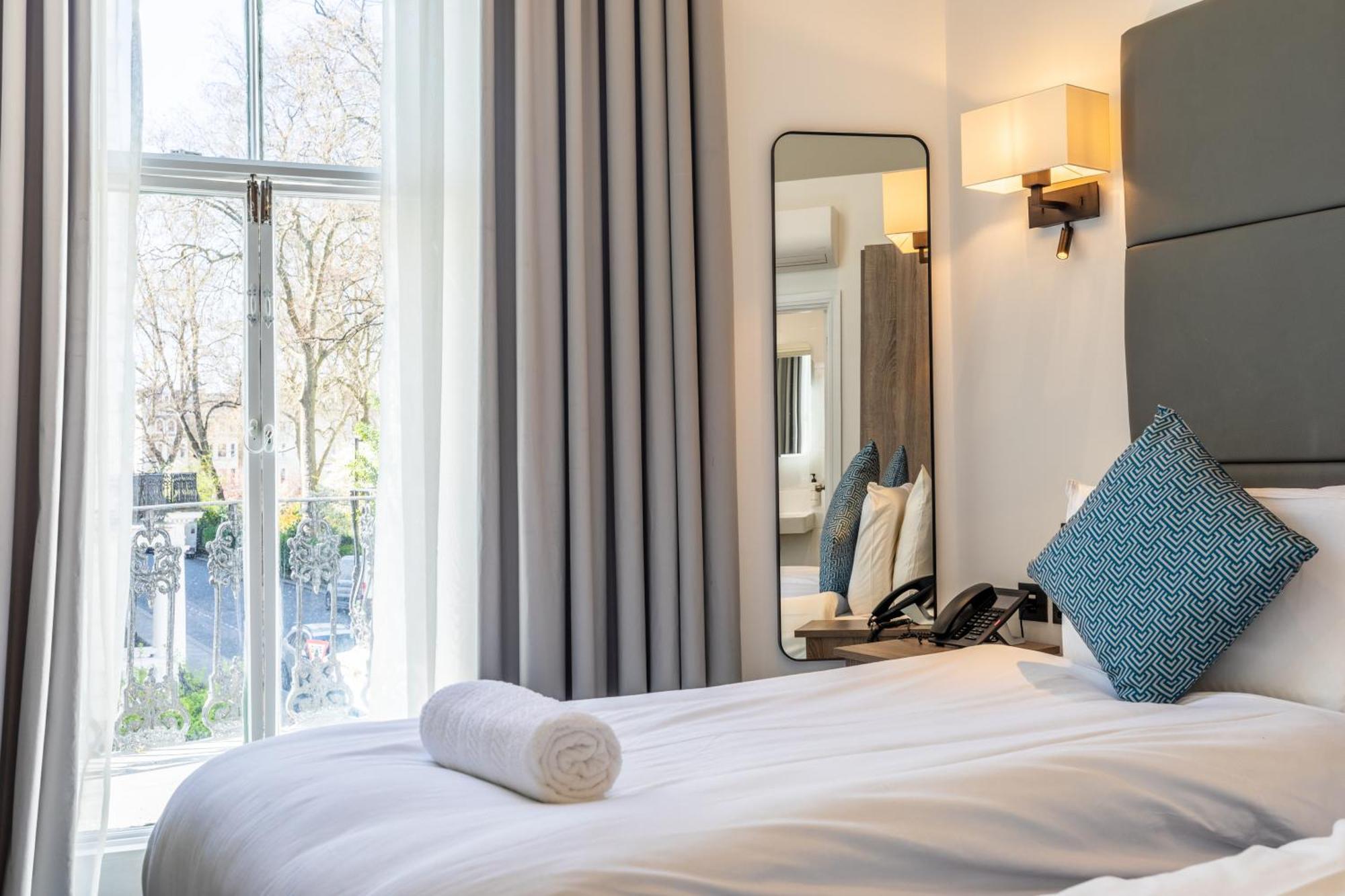 The Chapter Hotels - The J Hyde Park Лондон Екстериор снимка