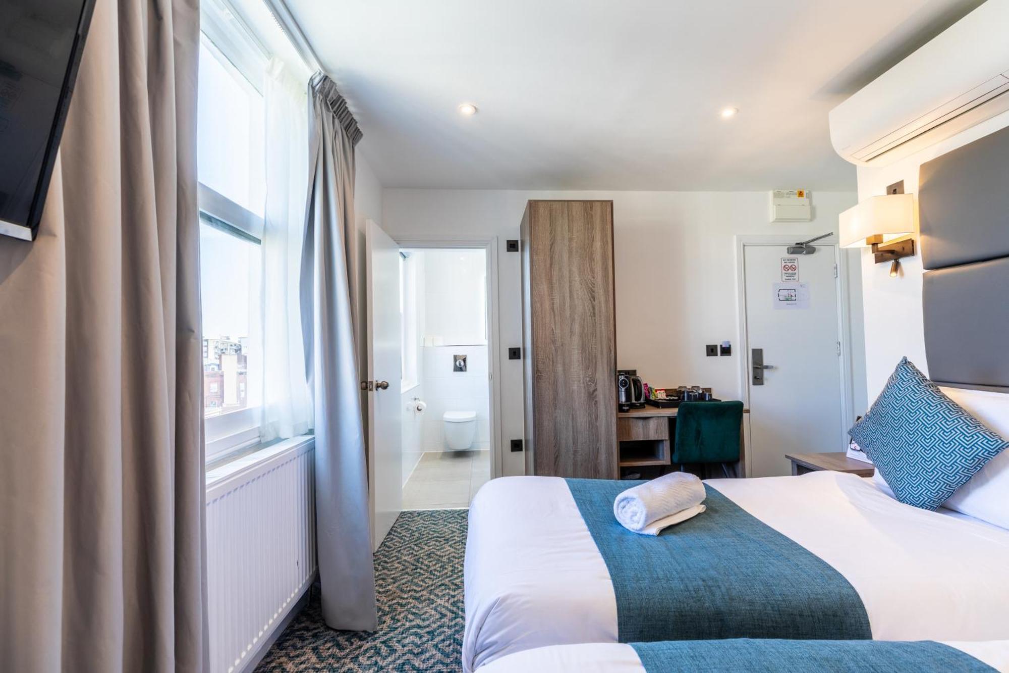 The Chapter Hotels - The J Hyde Park Лондон Екстериор снимка